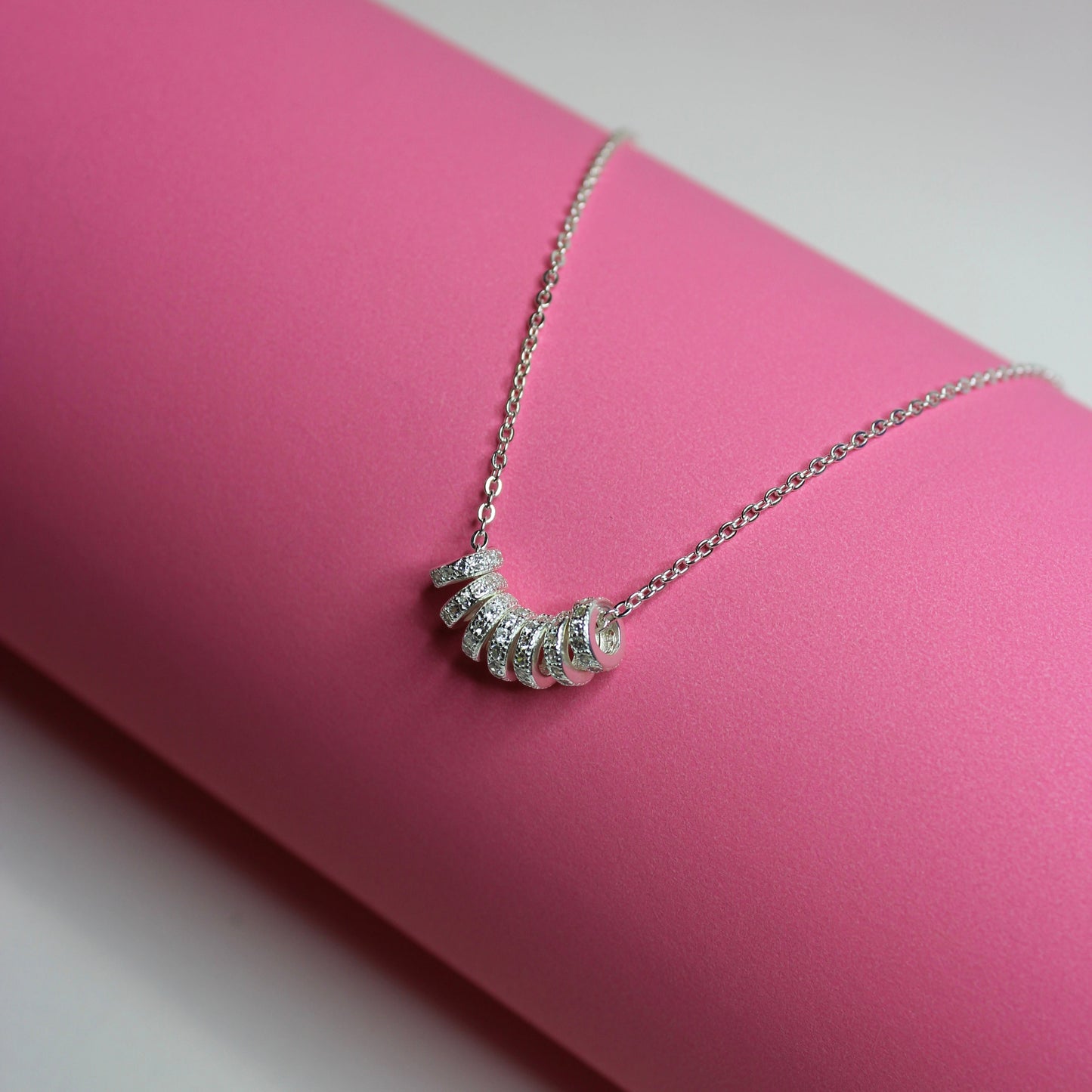 Collar argollas brillo plata