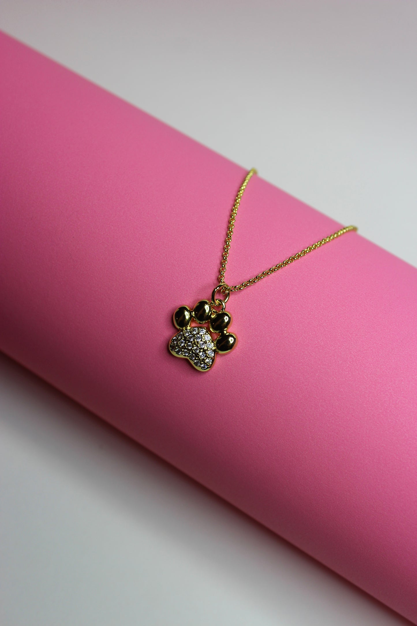 Collar huella luz dorado