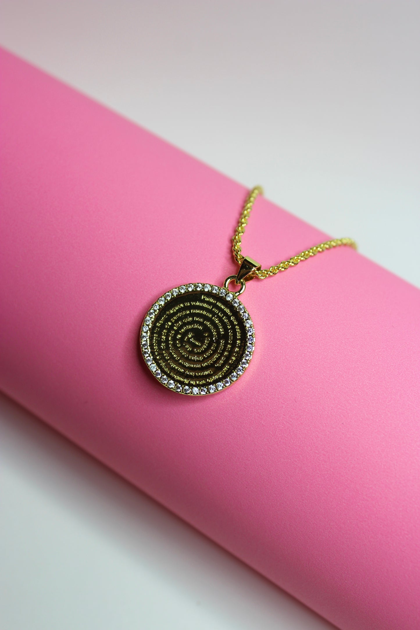 Collar medalla padre nuestro