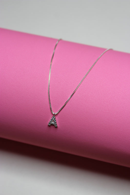 Collar inicial “A”